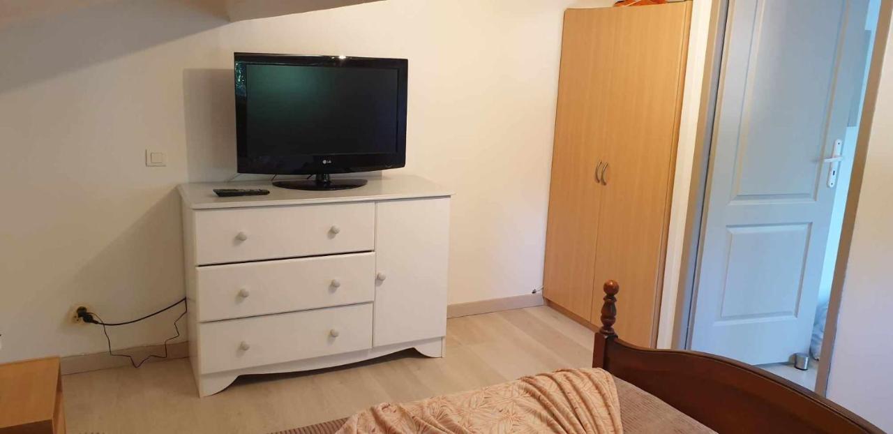 Chez Faby Et Jose Otel Avinyon Dış mekan fotoğraf
