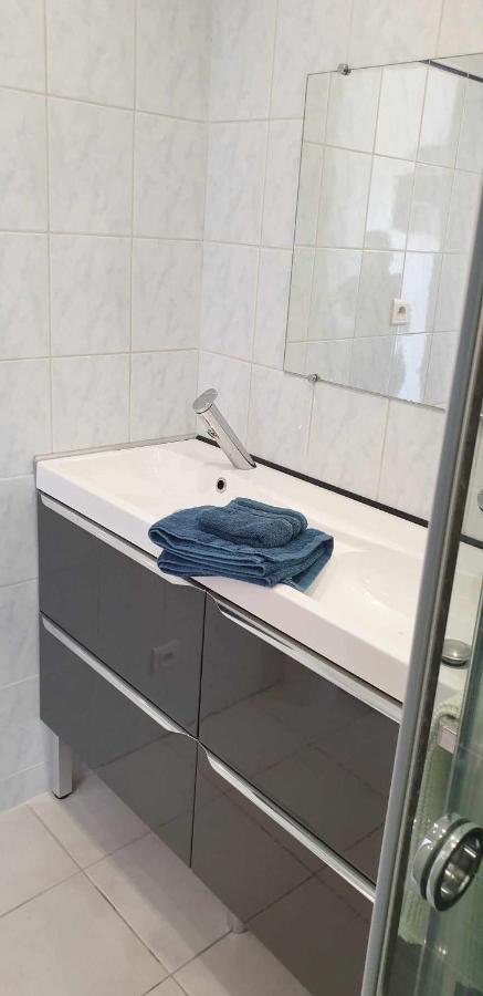 Chez Faby Et Jose Otel Avinyon Dış mekan fotoğraf